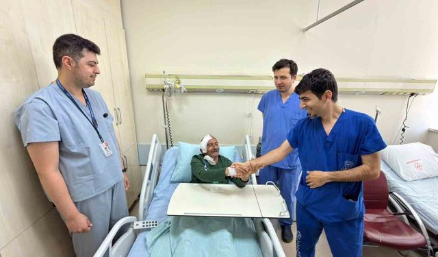 72 yaşındaki hasta riskli beyin ameliyatıyla sağlığına kavuştu