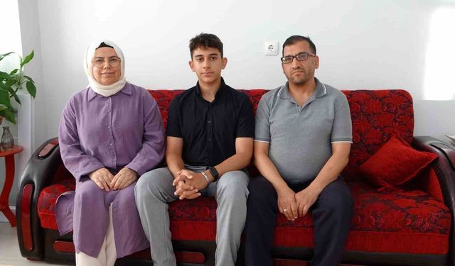 Akıllı telefonu hayatından çıkardı, Türkiye birinciliğini kazandı