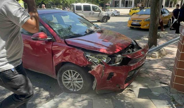 Elazığ'da meydana gelen kazada 6 kişi yaralandı