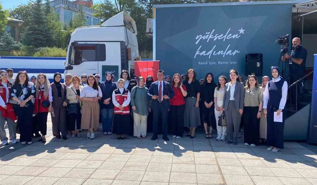 Girişimcilik Eğitim Tırı Erzurum'da kadınlara umut oldu