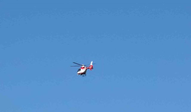 Hakkari'de entübe edilen bebek helikopter ambulansla Van'a nakledildi