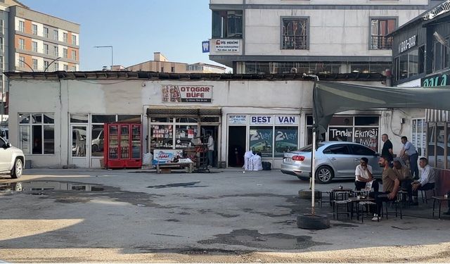 İl olmayı bekleyen Yüksekova'da otogar tepkisi