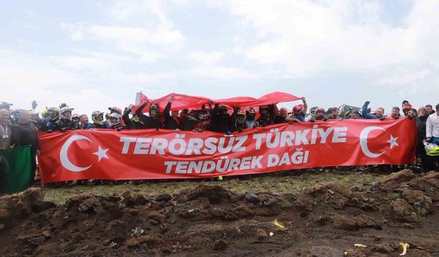 Tendürek'te Enduro heyecanı 'Terörsüz Türkiye' mesajıyla başladı