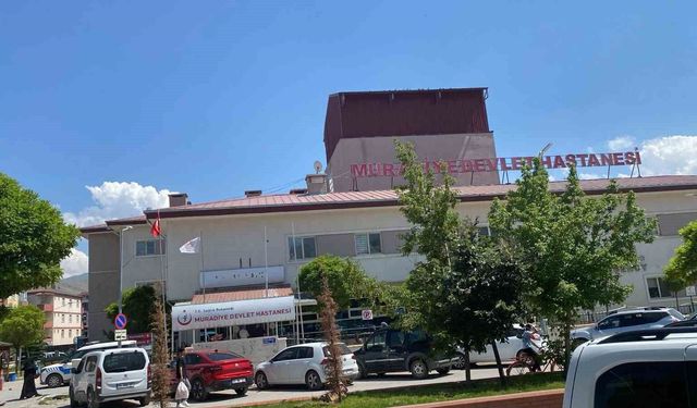 Van'da iki aile arasında silahlı ve sopalı kavga: 15 yaralı