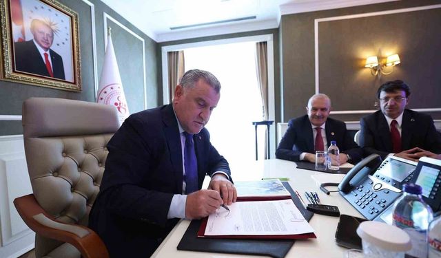 Van'ın yeni stadyum projesinde imzalar atıldı