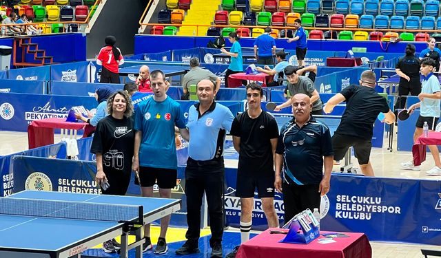 Bitlisli özel sporcu masa tenisinde Türkiye ilk 10’unda