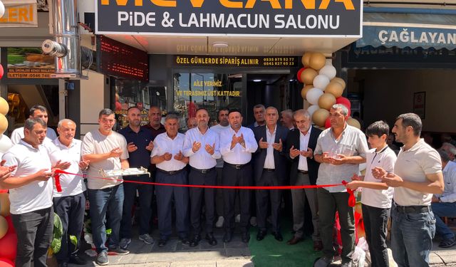 Tatvan'da Mevlana Pide ve Lahmacun Salonu hizmete açıldı
