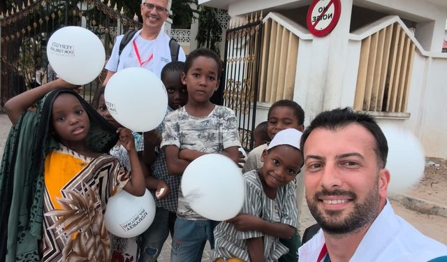 Bitlisli sağlıkçı, Kenya'da gönüllü sağlık ekibine katıldı