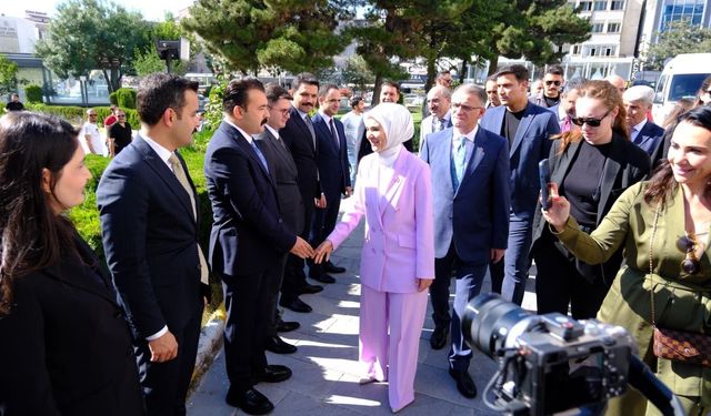 Bakan Göktaş'tan Van ziyareti