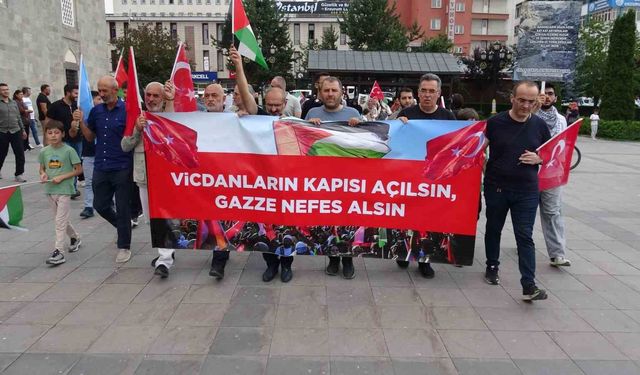 Erzurum’da sağlıkçılardan Gazze için 142. yürüyüş