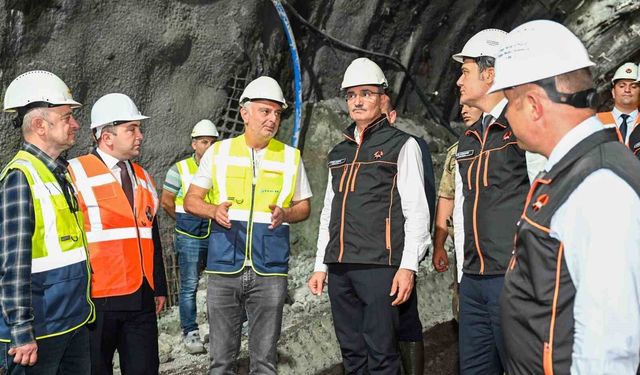 Kırık Tüneli'nde çalışmalar yüzde 90'a ulaştı