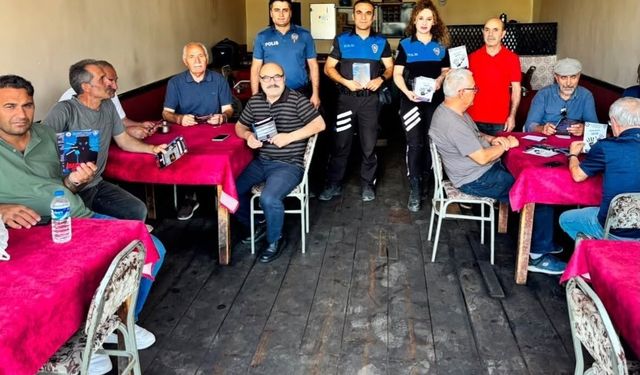 Susuz'da emniyet ve jandarma vatandaşlara ortak bilgilendirme yaptı