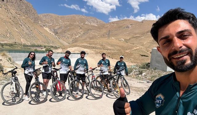 Tatvan Running Club’dan Mucizeler Manastırı’na ilk MTB turu