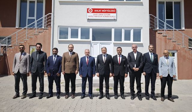 Diyanet İşleri Başkanı Arpaguş, Ahlat’ta İlçe Müftüleriyle bir araya geldi