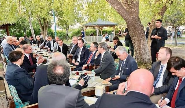 Van Gölü için koruma çalışmaları değerlendirildi