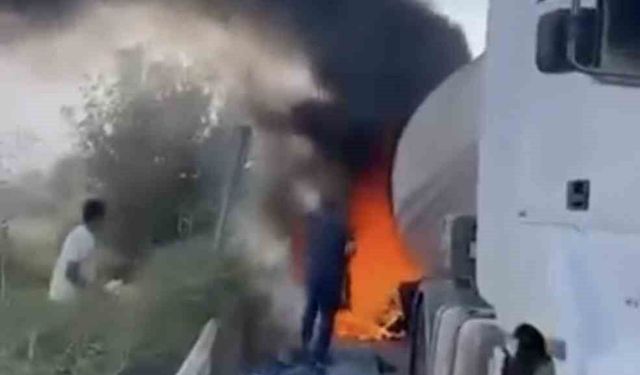 Iğdır'da seyir halindeki tankerin lastikleri alev aldı