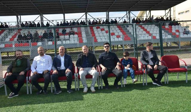 Bulanık Gençlerbirliği şampiyonluğunu ilan etti
