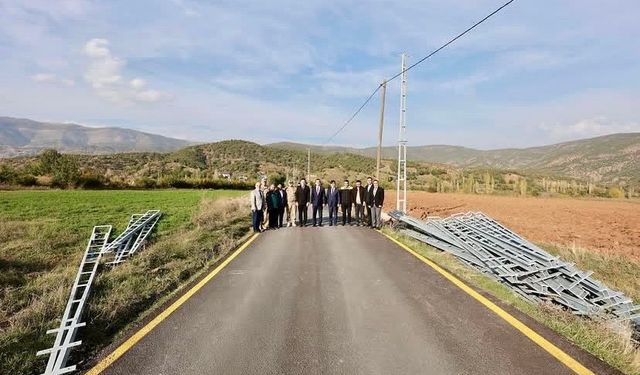 Bitlis Valisi Karakaya, Gayda köyündeki yatırımları inceledi