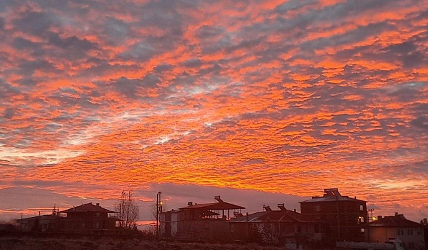 Ahlat'ta dün sabah çekilen fotoğraflar dikkat çekti