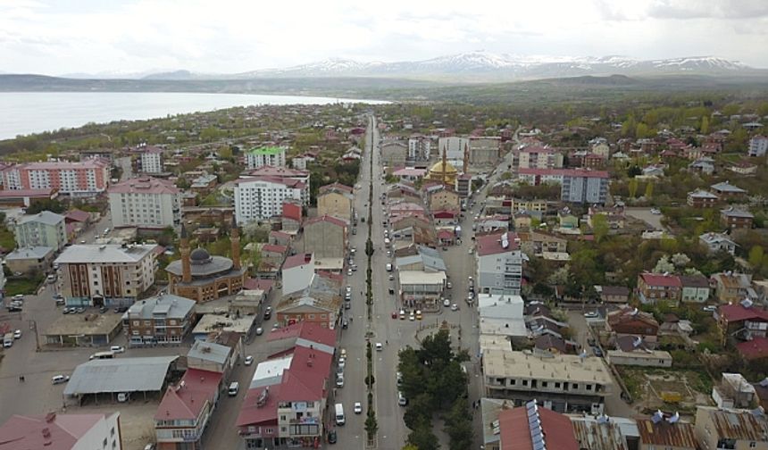 Ahlat’ta toplantı ve gösteri yürüyüşlerinin yapılacağı alanlar belli oldu