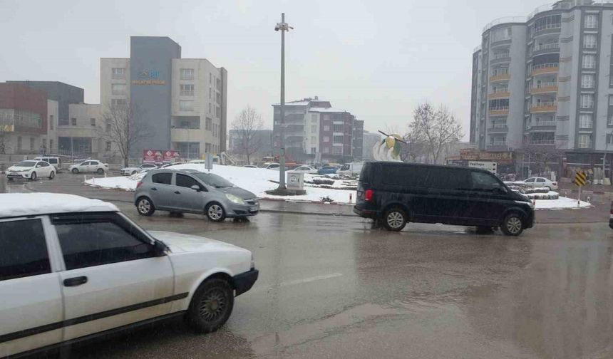 Malatya’da kar yağışı etkili oluyor