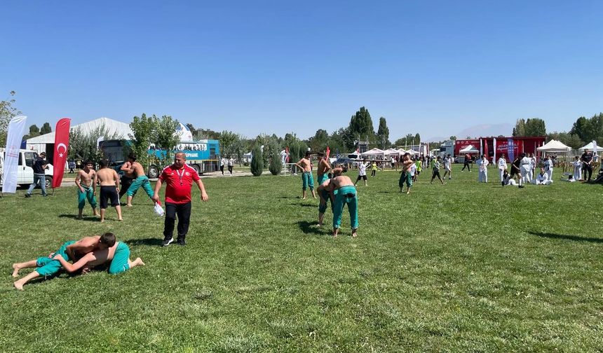 Malazgirt Zaferi’nin 954. yıl dönümü etkinlikleri başladı