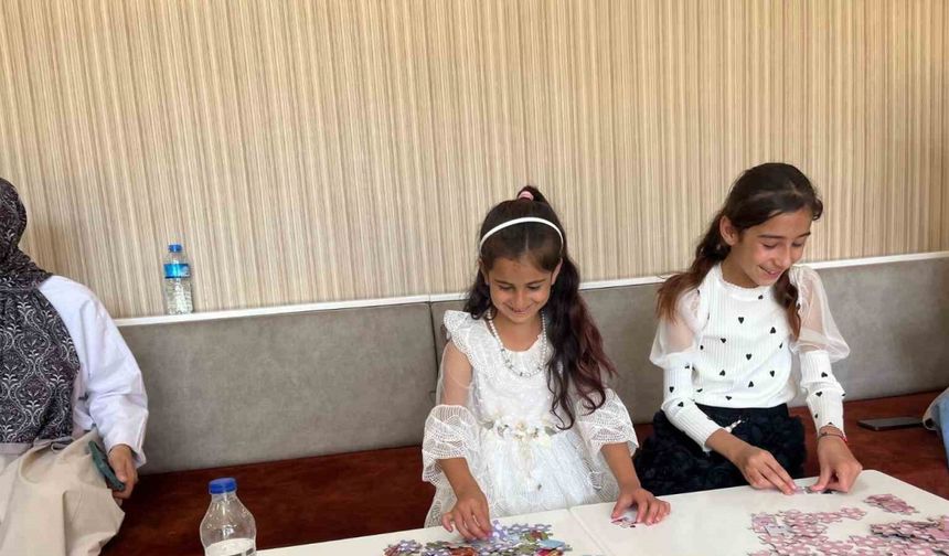 Patnos’ta ailesinin desteğine ihtiyaç duyan çocuklara moral etkinliği