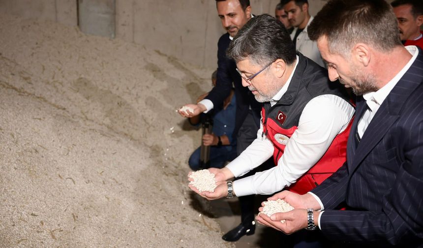 Bakan Yumaklı’dan, Örkenler Yaytat Bakliyat tesisine tam not