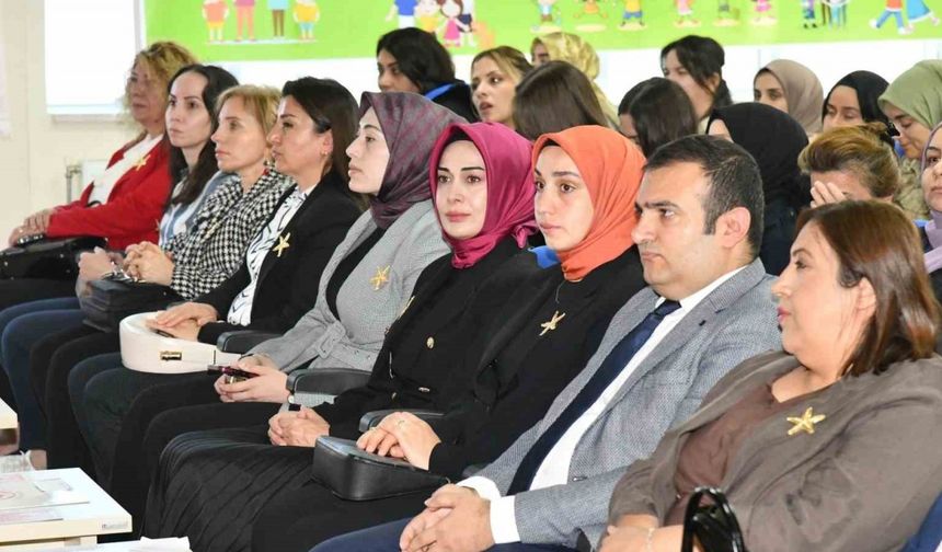 Ardahan’da "Gönül Elçileri ile Koruyucu Aile Farkındalık Toplantısı" düzenlendi