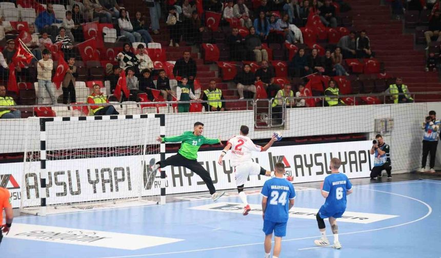 A Milli Hentbol Erkek Milli Takımı, Güney Kıbrıs Rum Kesimi’ni yenerek ikinci tura yükseldi