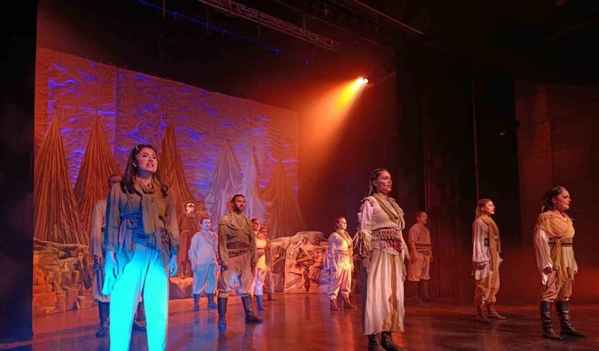 ANA-DOLU Milli Mücadelenin cesur ve kayıp kadınları Kars’ta sahnelendi