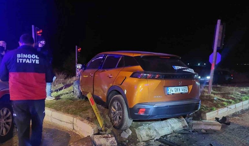 Bingöl’de trafik kazası: 4 yaralı