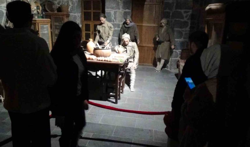 Kars’ta tarihe yolculuk: Kafkas Cephesi Harp Tarihi Müzesi’ne yoğun ilgi