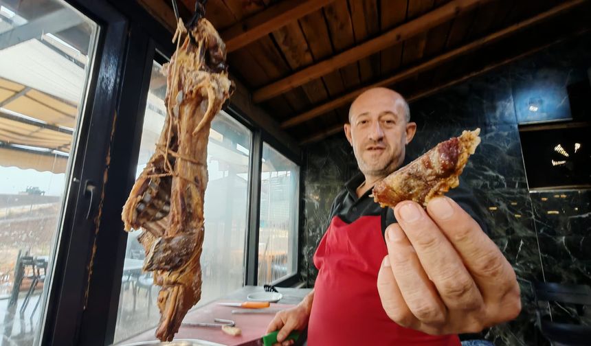 Bitlis’in efsane lezzeti büryan, 40 yıllık ustalıkla yaşatılıyor