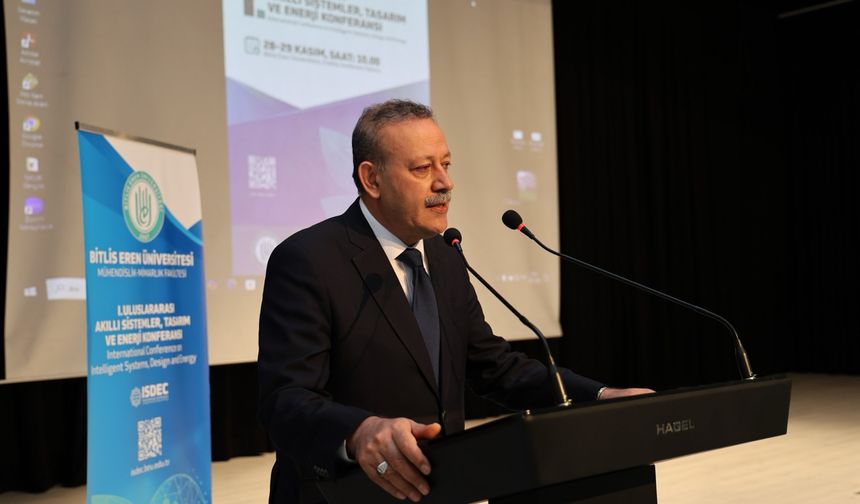 Bilim dünyasını bir araya getirdi: Bitlis’te akıllı sistemler konferansı düzenlendi