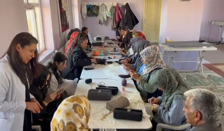 Atıl durumdaki köy okulu köy yaşam merkezine çevrildi