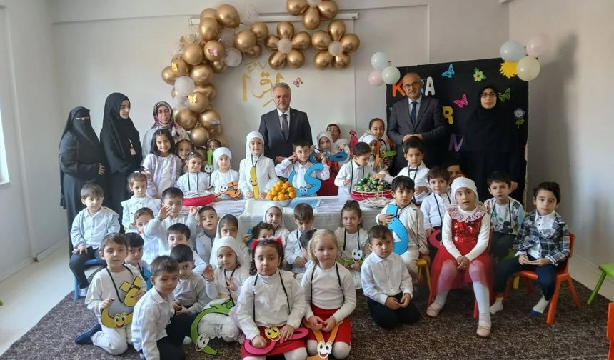 Müftü Koçak, Miniklerin Elif-Ba sevincine ortak oldu