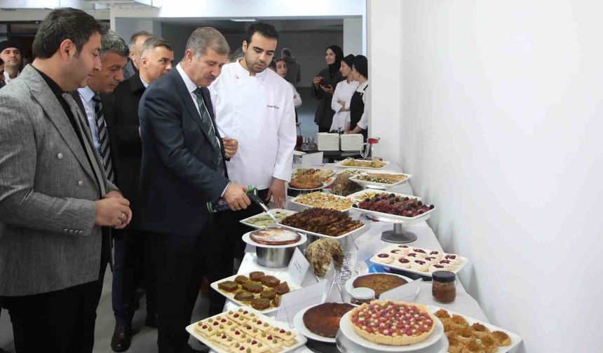 Ağrı'da 'Topraktan Sofraya Pancarın Zarafeti' etkinliğinde 20 çeşit ürün tanıtıldı