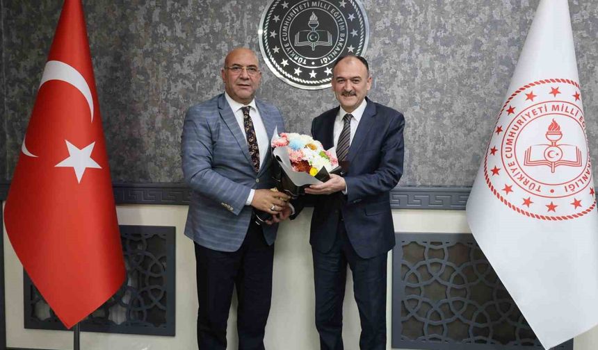 Çandıroğlu, Van’ın yeni il millî eğitim müdürü olarak göreve başladı