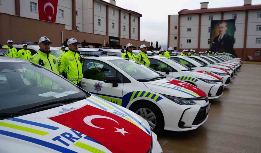 Erzincan’da güvenlik filosu güçlendi: 122 yeni araç hizmete alındı