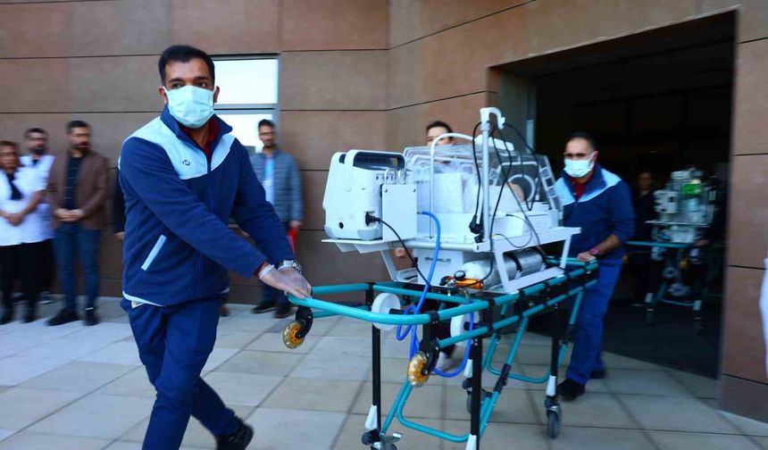 Fethi Sekin Şehir Hastanesi'nde deprem ve yangın tatbikatı başarıyla gerçekleştirildi