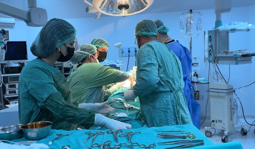 Tunceli'de 10 yıl sonra ilk kez tiroit ameliyatı gerçekleştirildi