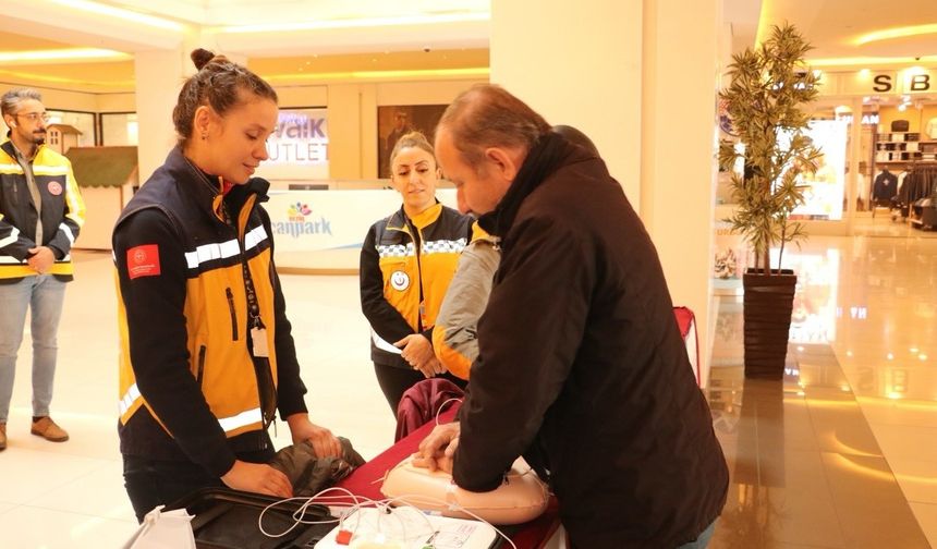 Vatandaşlar OED kullanımı ve ilk müdahale konusunda bilgilendirildi