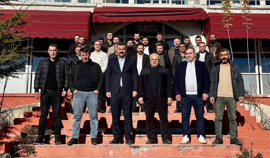 Tatvan Esnaf ve Sanatkârlar Odası Başkan Adayı Ali Rıza Deli Projelerini Tanıttı