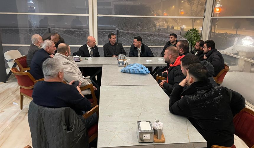 Saadet Partisi Bursa Milletvekili Mehmet Atmaca Tatvan’da Gençlerle Buluştu