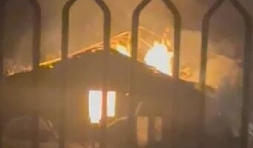 Hizan'da dipçik atölyesi küle döndü