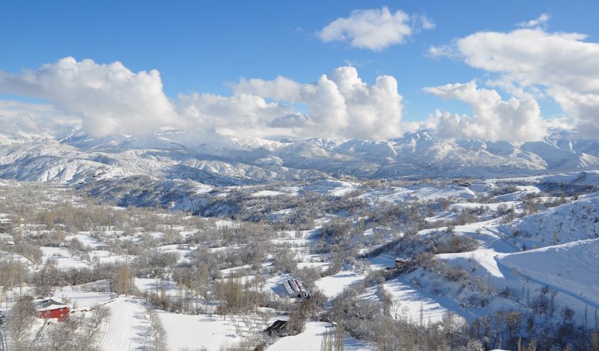 Hizan’da kartpostallık görüntüler mest etti