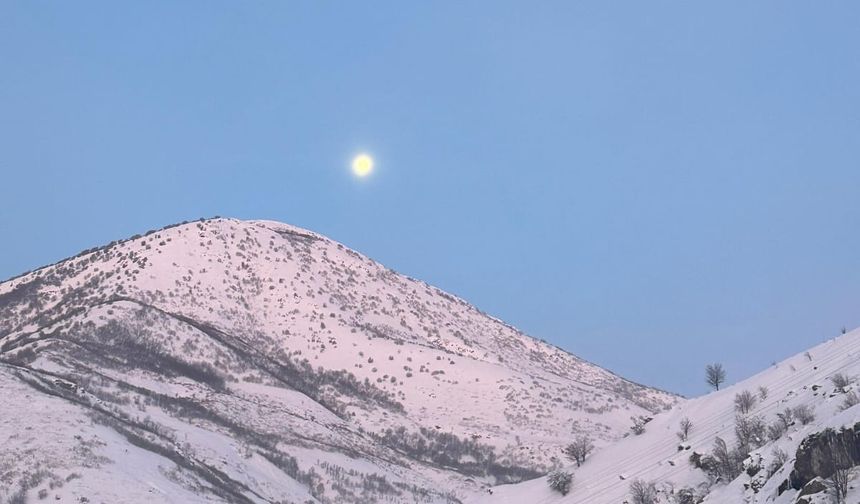 Dolunay ve karın buluşması mest etti