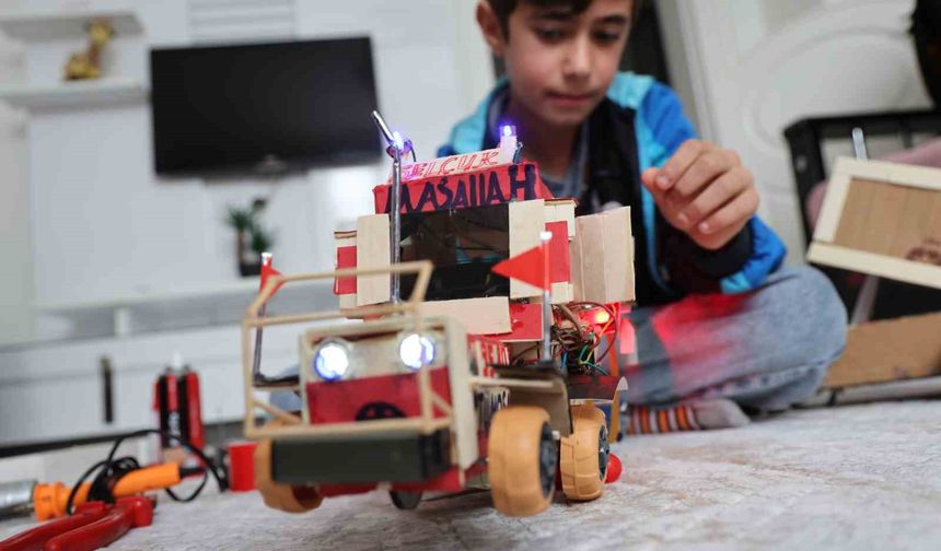 Minik mucitten büyük ilham: Selçuk’un hayali Selçuk Bayraktar gibi olmak