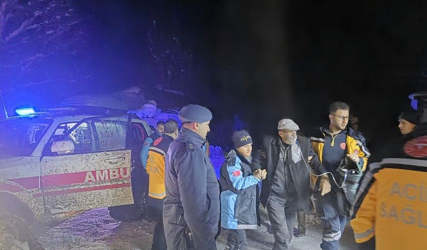 UMKE, kapanan köy yolunu aşıp KOAH hastasına umut oldu